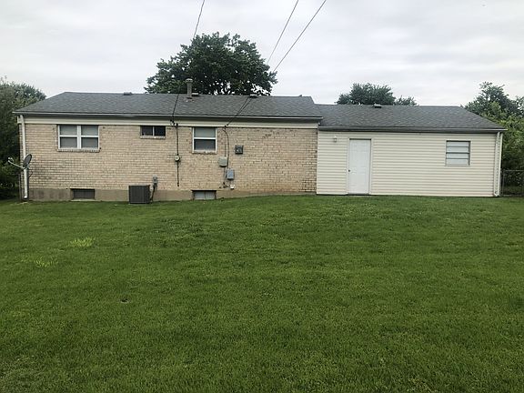 2nd image of 2310 Golfway Dr