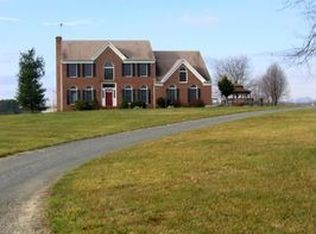 6998 Hilltop Ln, Marshall, VA 20115