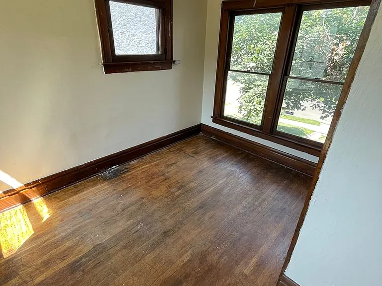 149 E 13th Ave — Photo 24