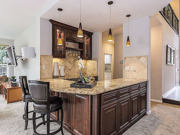 5th image of 8293 Brittany Dr