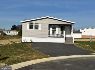 53 Evergreen Aly, Palmyra, PA
