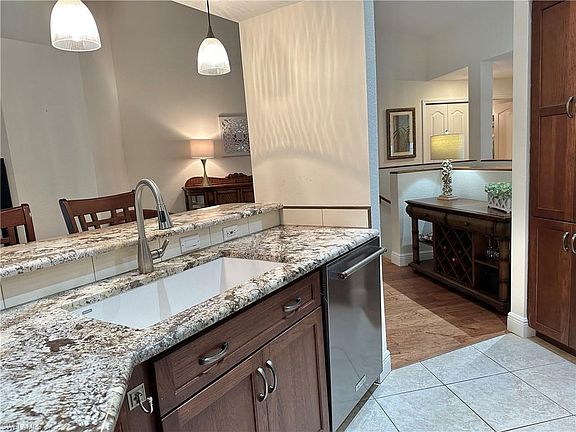 5th image of 354 Dover PL #202