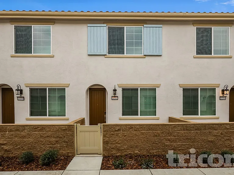 10592 Gato Ct — Photo 1