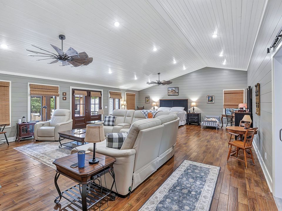 13th image of this home