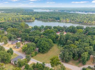 Moffatt, Grove, OK 74344