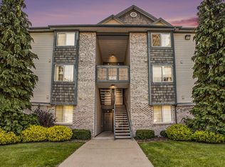 18372 N Ridge Ct APT 15, Spring Lake, MI 49456