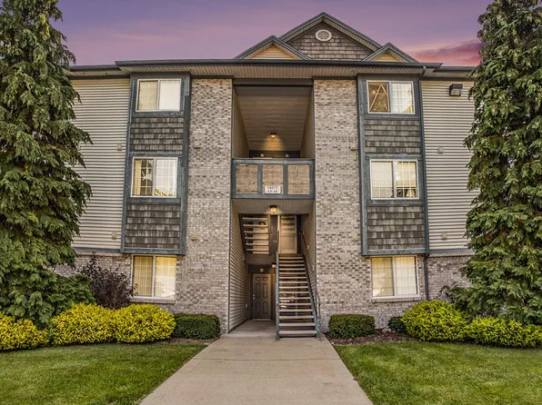 18372 N Ridge Ct APT 15, Spring Lake, MI 49456