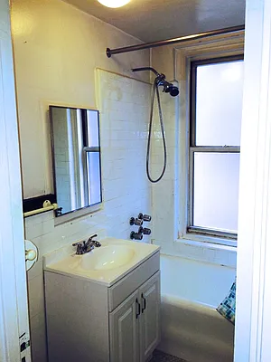 Rented by Performing Assets Corp | media 27