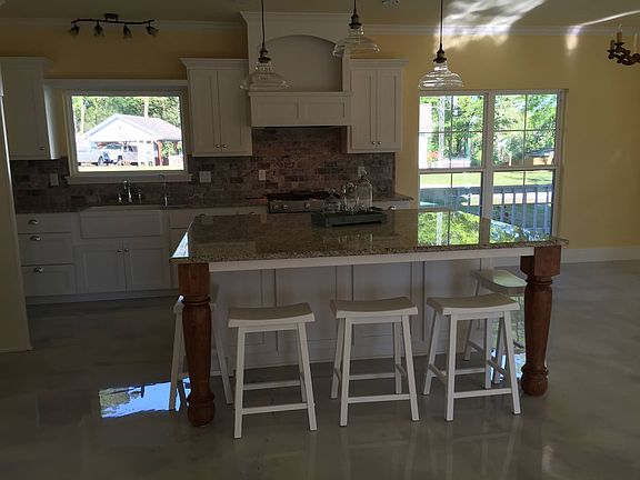 5th image of 22366 Cherry Ln