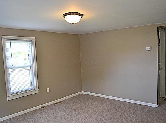 4th image of 2366 W High St NE