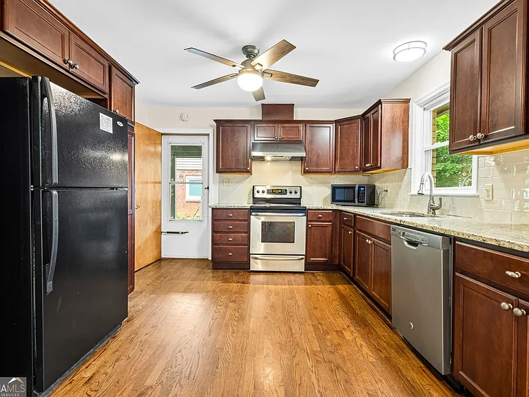 2955 Appling Way — Photo 7