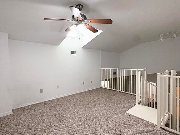4th image of 17201 Harbour Vista Cir