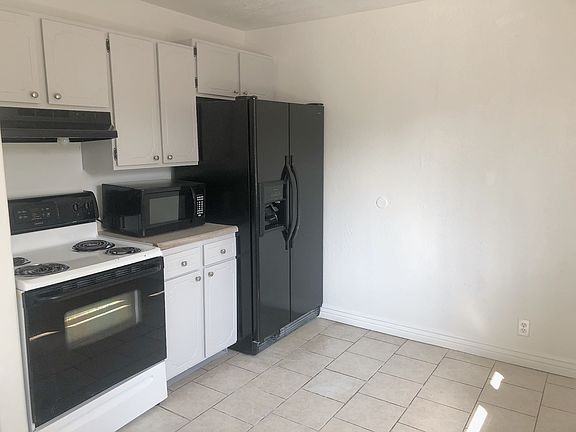 5th image of 565 N Pamela Way