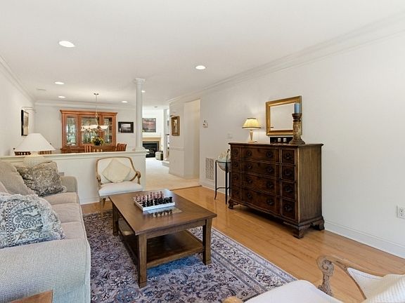 4th image of 69 Magnolia Way