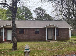 97 Johnson Dr, Cherokee, AL 35616