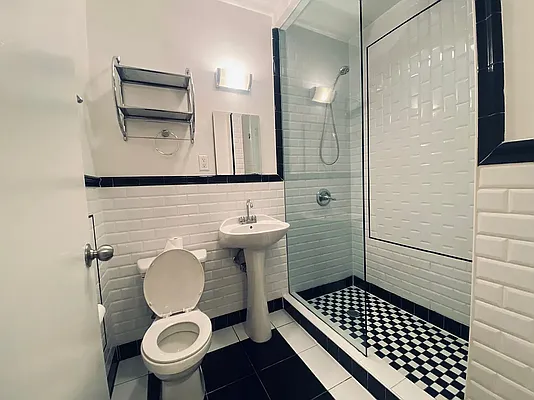 Rented by Dream Space Realty | media 10