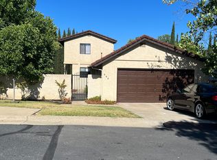 698 Cream Bush Way, Redding, CA 96003