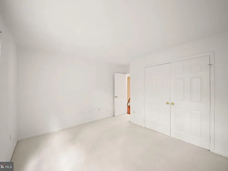 5667 Lonesome Dove Ct — Photo 60