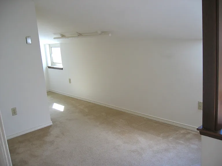 4230 8th Ave NE #303 — Photo 10