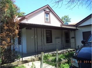 110 W 6th St, Lockport, IL 60441