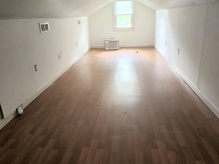 626 Tyler Ave — Photo 13