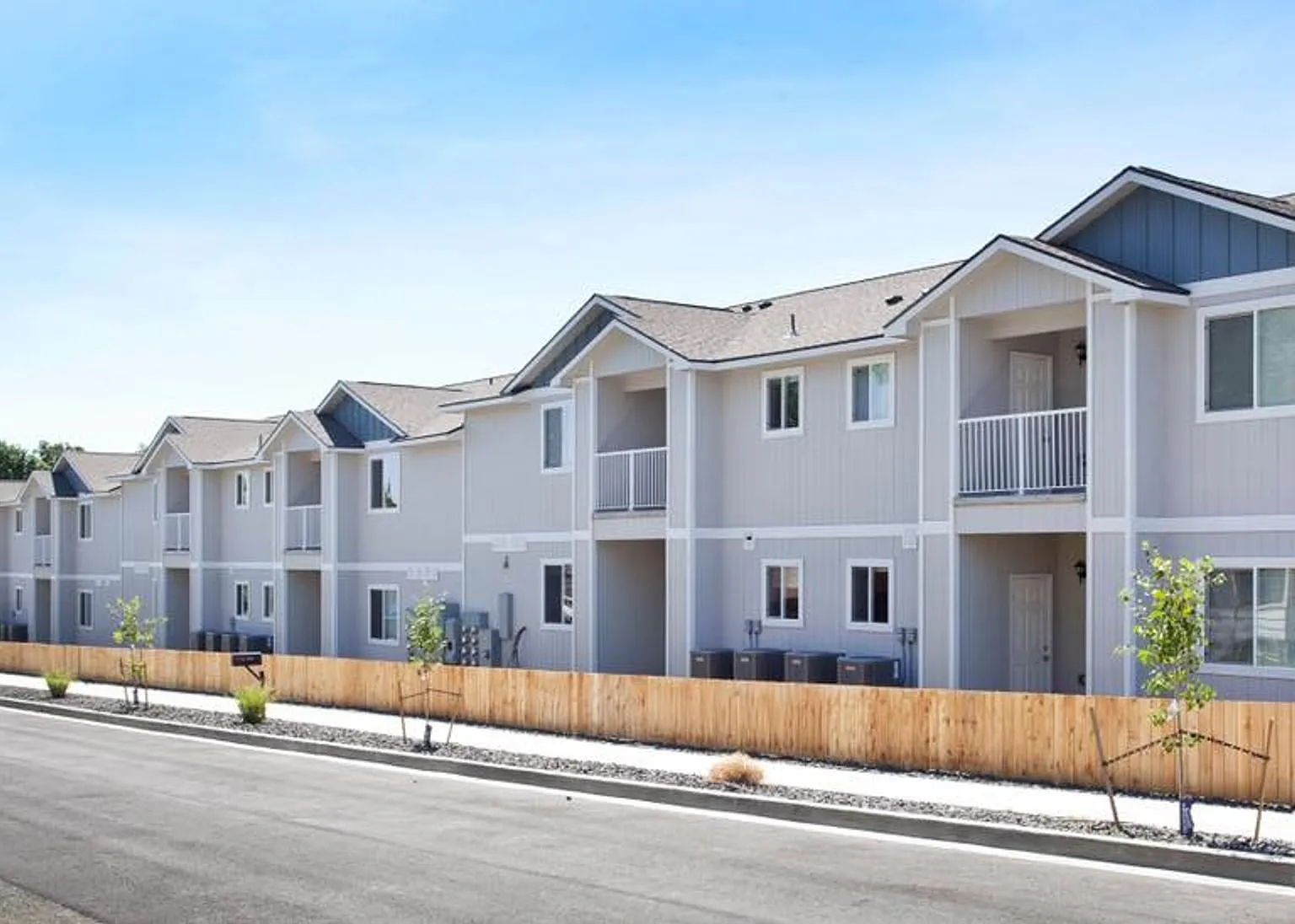Sunset Ridge — Photo 1