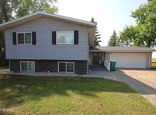 409 Greely St, Buxton, ND 58218
