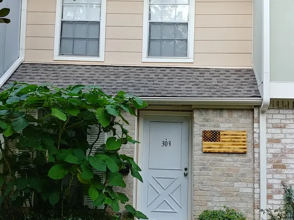 8102 Amelia Rd APT 303H, Houston, TX 77055