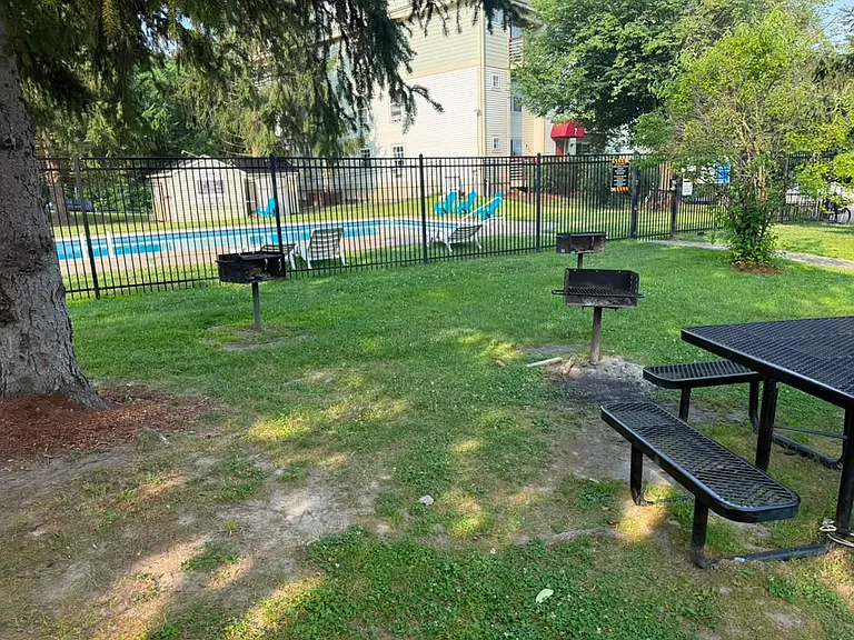 117 Hildred Dr #117 — Photo 6