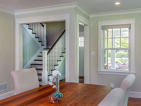 5th image of 37 Cottage Cir #37