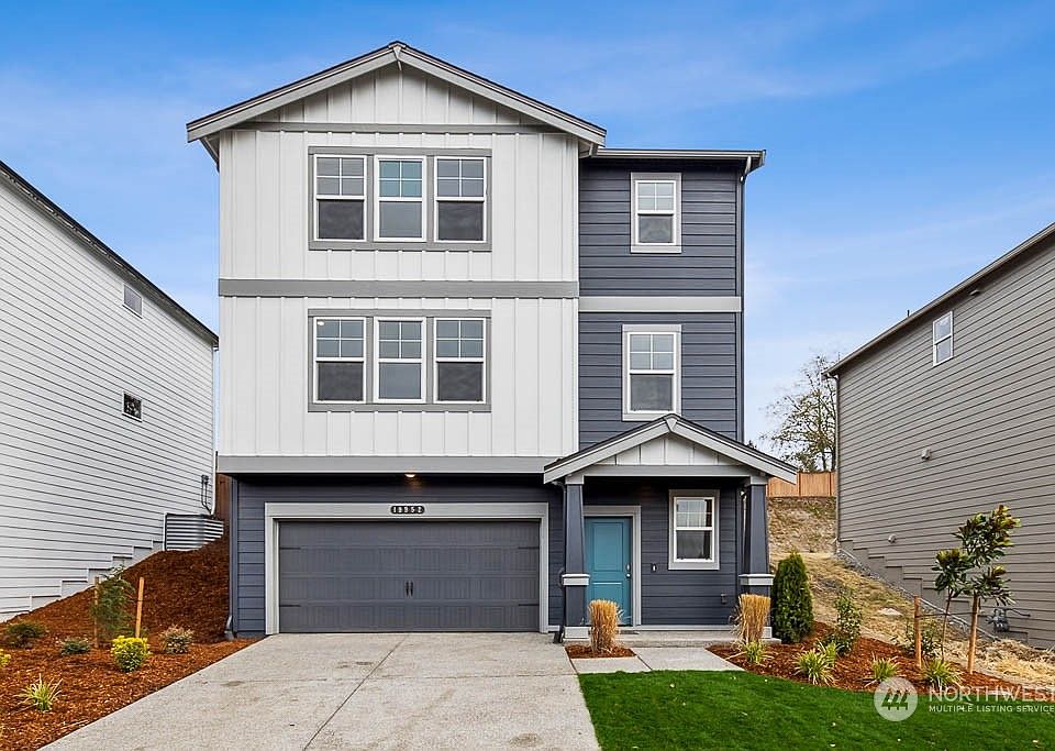1st image of 1676 NE Halden Glen Drive #22