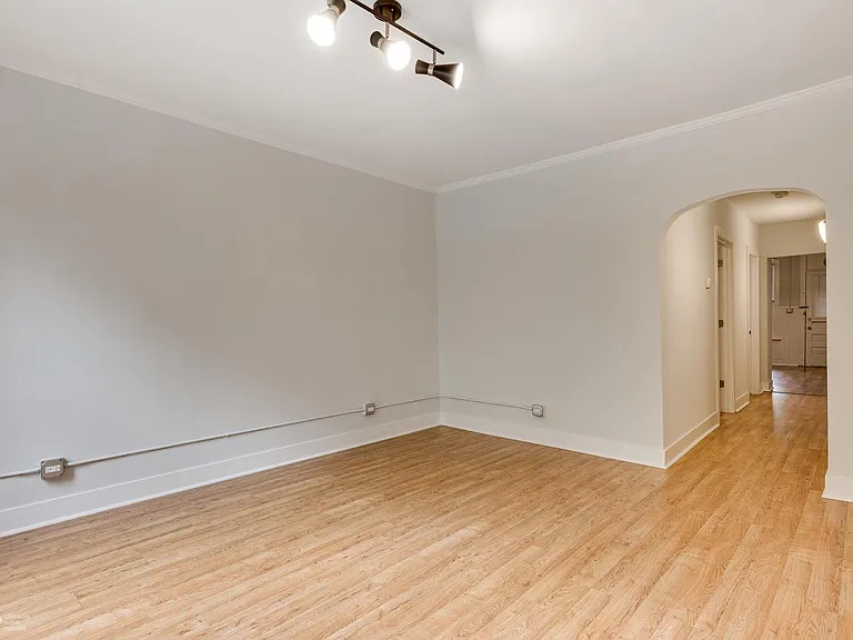 1713 N Honore St #1 — Photo 4