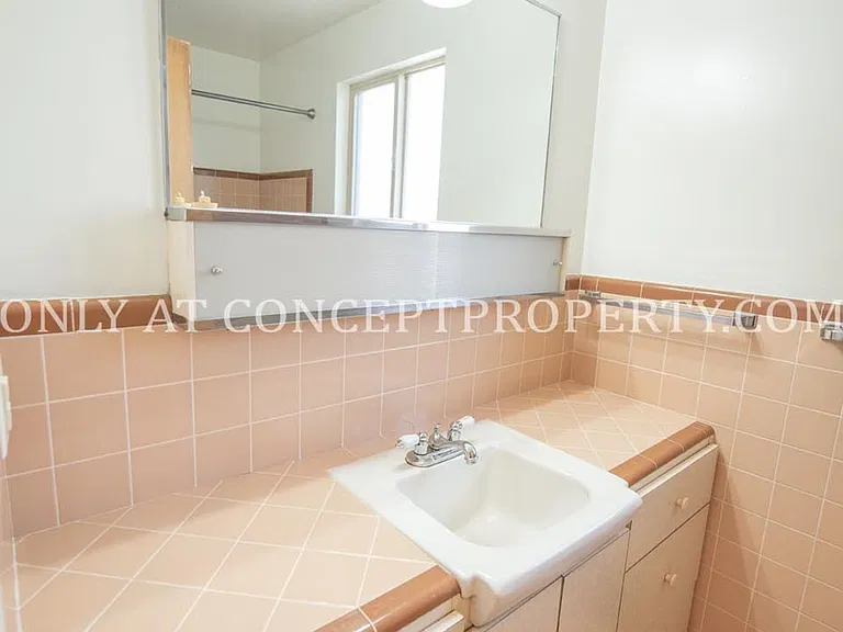 621 N East Capitol St — Photo 7