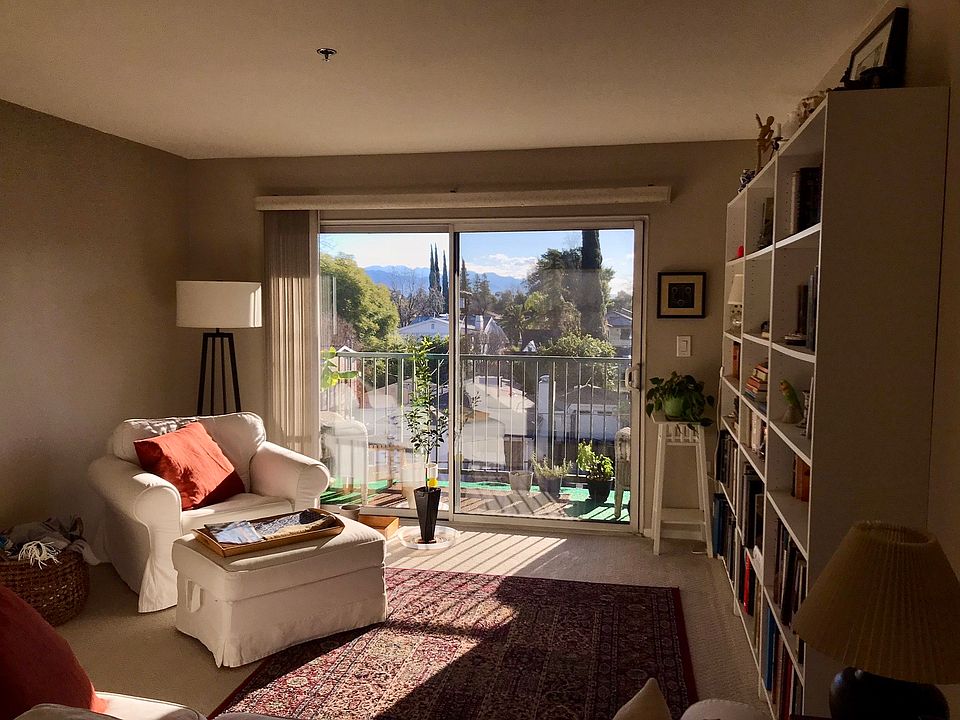 1st image of 4501 Cedros Ave #100