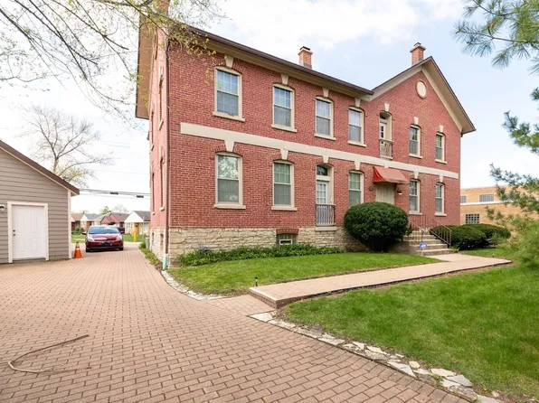 10067 Franklin Ave, Franklin Park, IL 60131