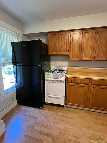 1021 Broadway Ave NW Photo 1