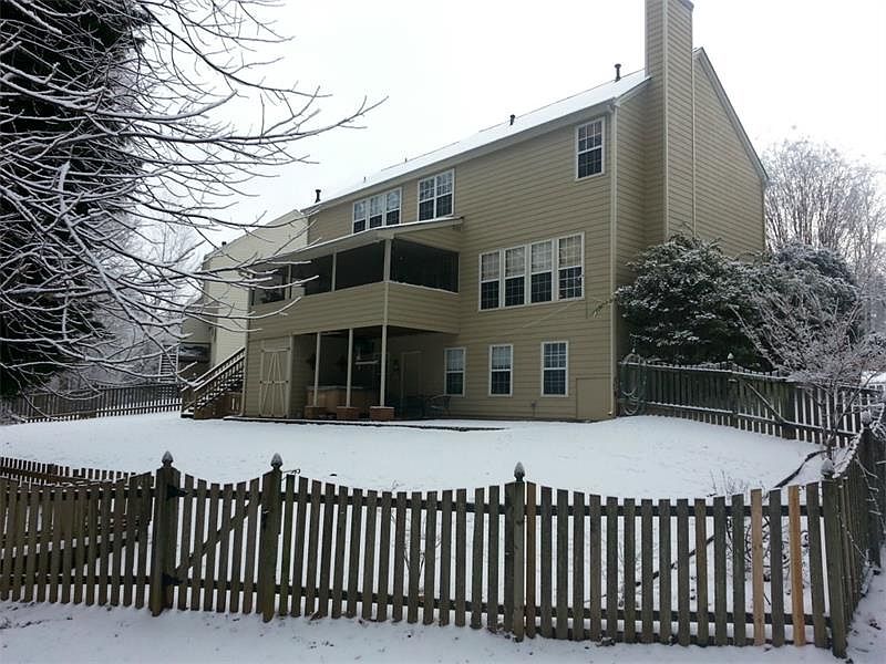 2nd image of 240 Davenham Ct