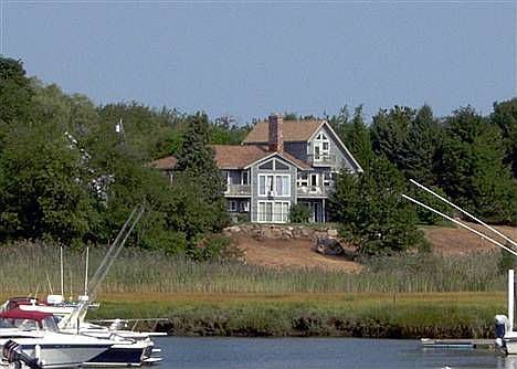 1st image of 3 Riverview Hl