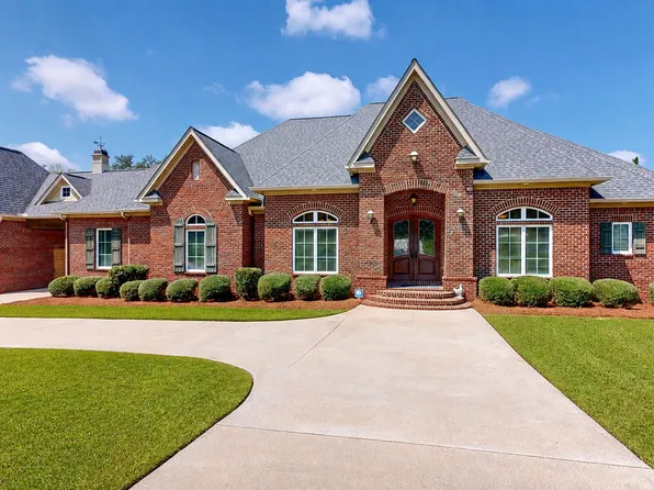 208 Thornberry Pl, Ashford, AL 36312