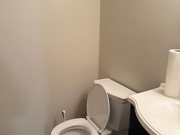 Powder room bath