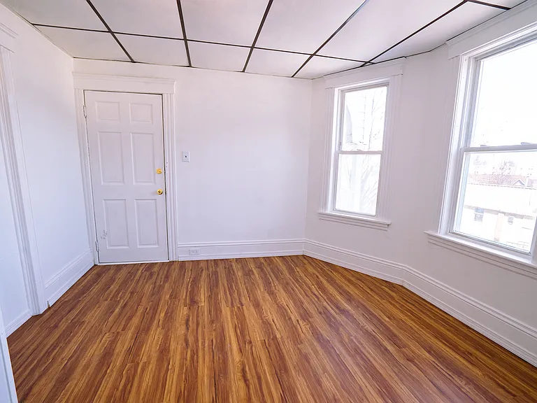 32 Granite St #2 — Photo 4