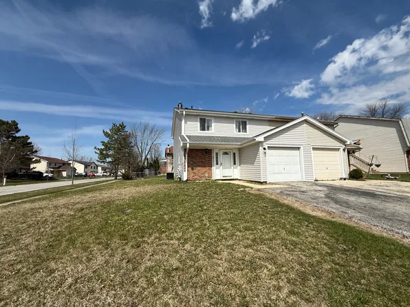 1874 Windward Ln, Hanover Park, IL 60133