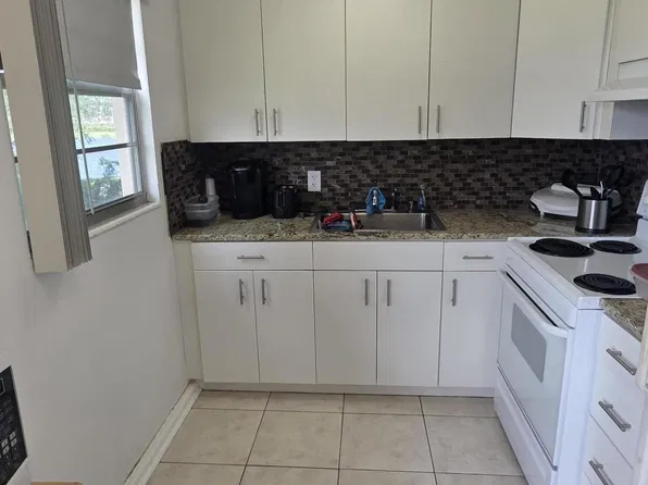 241 SOUTHAMPTON C, West Palm Beach, FL 33417