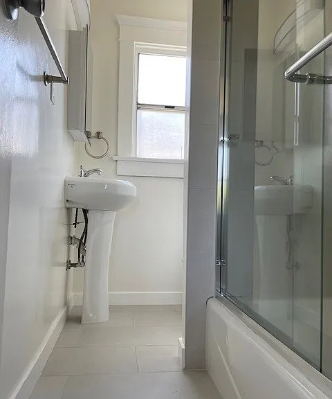 1042 E 1st St #1044-1/2 — Photo 5
