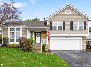 1640 Stockton Ln, Crystal Lake, IL
