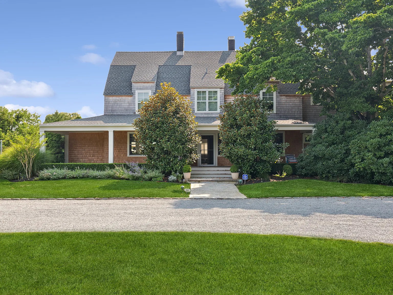 Westhampton Beach Village Getaway with Pool & Tennis — Photo 2