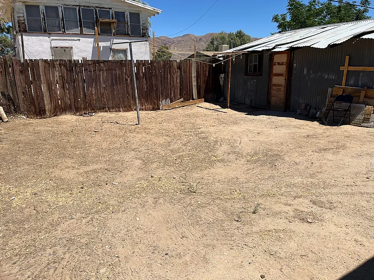 W Williams St — Photo 19