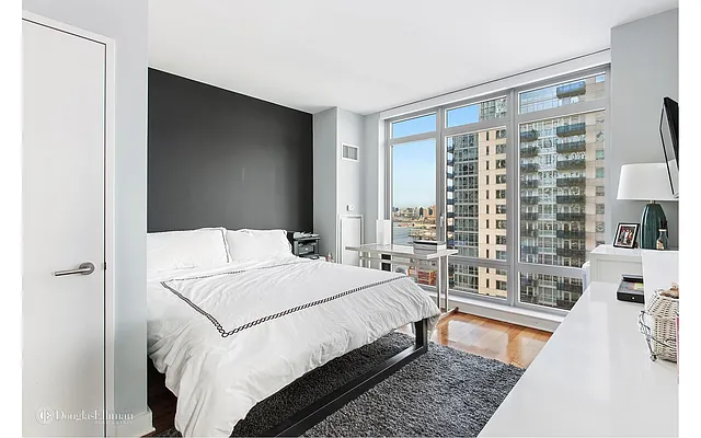 Rented by Douglas Elliman | media 26