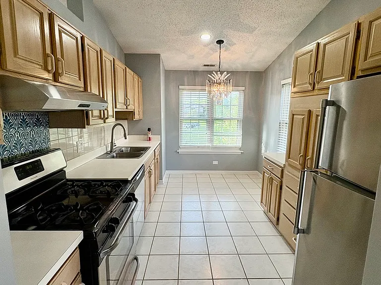 319 Deer Glen Way #2C — Photo 9