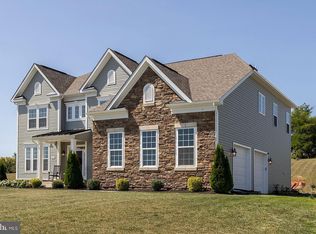 387 Hewitt Dr, Martinsburg, WV 25403